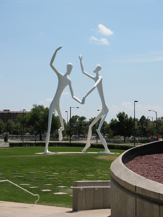 dcpa sculpture, dcps dancers, marathon in denver, marathon course