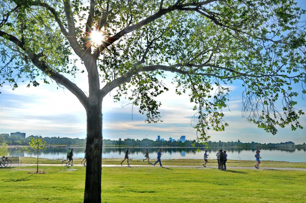 sloans lake, denver marathon, colfax marathon runners