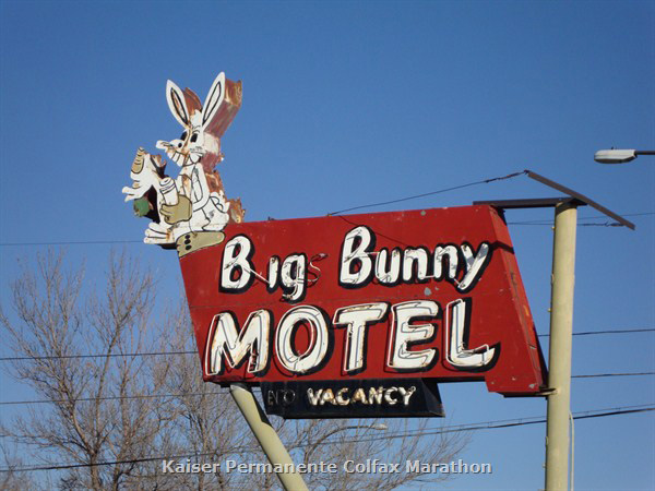 marathon, Big Bunny Motel, Bugs BUnny Motel, Colfax marathon sites, colfax marathon course