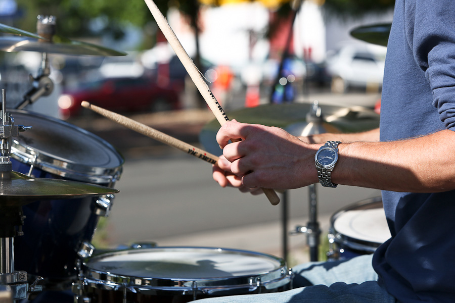 drums on Colfax, colfax drums, colfax marathon entertainment, colfax marathon music, marathon in denver, colorado